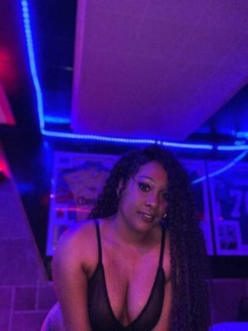 hot girt - 1