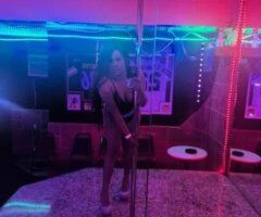 hot girt - Image 6