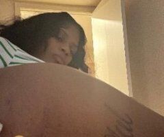Palmdale/Lancaster escorts - Lolaa