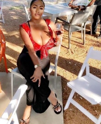 HUGE BOOBIES- IMPECCABLE SKILLS!!. Yourplace or Mine - 1
