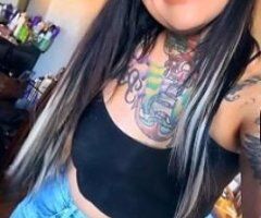 tattooed beauty with a juicy boottyyyyy💕💦 - Image 3