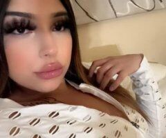 North Bay escorts - new to town cum show me around babes😏