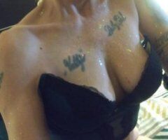 Sexy mature experienced woman looking for someone to play with serious inquiries only - Image 9