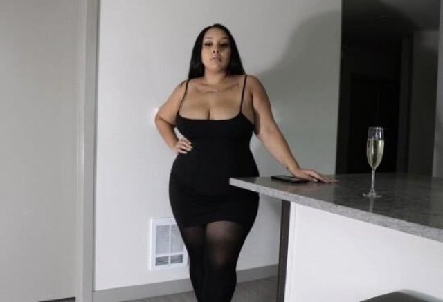 BDSM 🔗 Mistress/Goddess/Master Kyrah ⛓ www.KyrahRayne.com ♥ FETISH: DOM: ⛓ Goddess Kyrah - 1