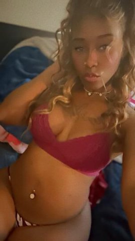 Roxy is back !Sweet and Sexy Curvy Doll - 1