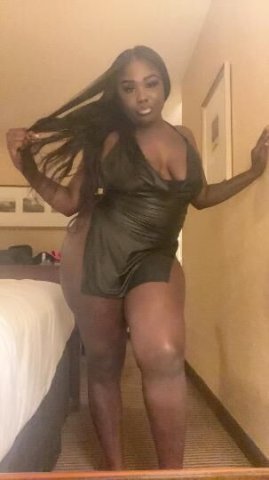 🍫 CHOCOLATE PRETTY P🍒SSY~ SLOPPY DEEP THROAT QUEEN 👅 😉😘🍫 - 1