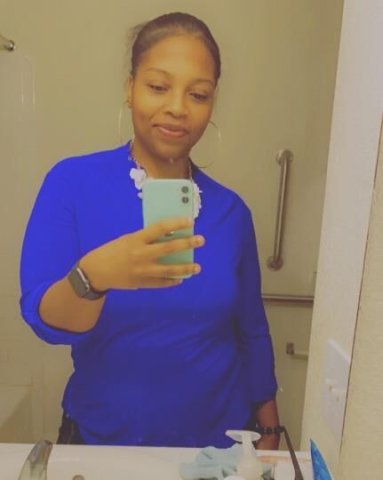 girl looking for fun hmu - 1