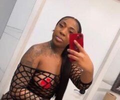 real country girl ready to ride 😛 - Image 3