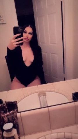**AVAILABLE NOW** New Sexy Upscale bombshell👸🏻✨ Sweet pussy🍒💦 Fat ass🍑 Perfect Body😜 - 1