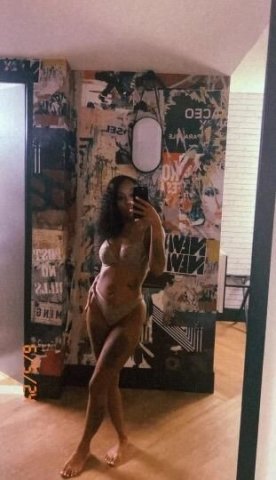 your fav wettest funsize blasian 👸🏾🥢💦 - 1