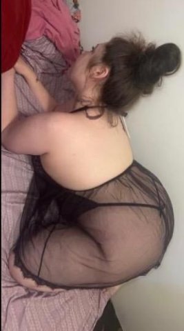 Bombshell Aubry - 1