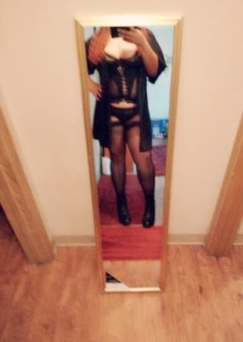 Pretty thick mixed girl ready for pleasure💦 - 1