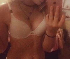 Rockford escorts - 🍧🍓🍧Sassy & Sensual My Oceanss Wett💦I need a Dr👨⚕️ to Cum stop my waterfall🙈☎Incall🏦Outcall🚘CarFun 24/7 🍧🍓🍧