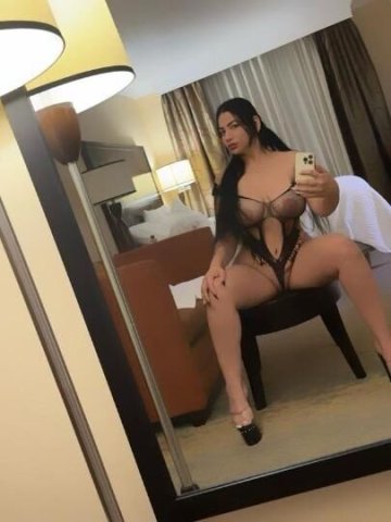 Sexy Melany - 1
