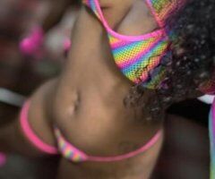 sexy Treasure pleasure queen - Image 2