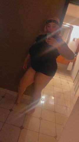 Hi 👑, Gents🌹 👋🏼, I'm touring for the day 🚗 📍, Book me 🌹 - 1