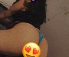 Long Island escorts - CURVY LATINA WOMAN