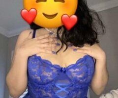 CURVY LATINA WOMAN - Image 2