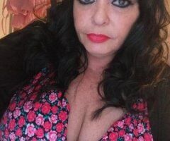lets hook up - Image 1