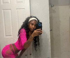 fun size petite hottie in town💋🍫 - Image 5