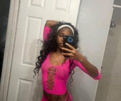 fun size petite hottie in town💋🍫 - Image 9