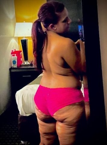ITS GAME TIME CAJUN CUTIE IS BACK!!! - 1