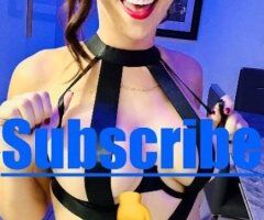 Happy Holidays- onlyfans.com/naomi_954 - Image 5