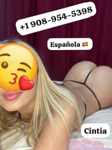 🔥 hot girl new in town 🔷🔷🔷available for incall ✅🔥🔥🔥 call or text for meet me 💦💦 - 1