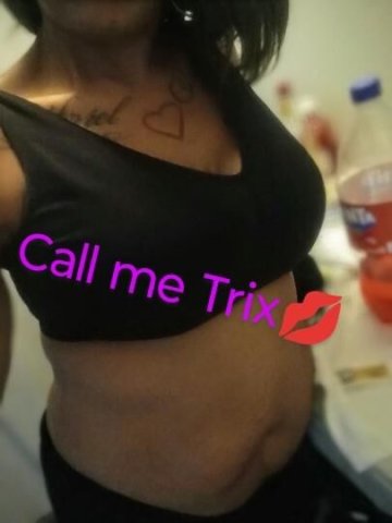 ..READ THE WHOLE AD..IT GIVES YOU INFO!!!😏🤤there is one other that wants to hangout no we dont hangout together like that - 1
