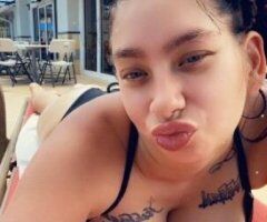 Iowa City escorts - Snowbunny lexii
