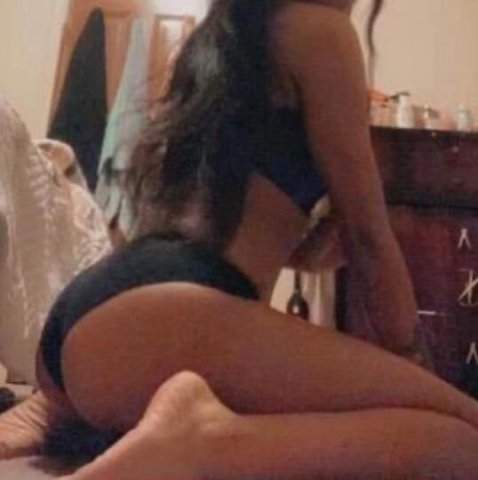 sexy lightskin - 1