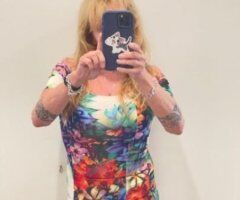 Reno escorts - Taste The Rainbow