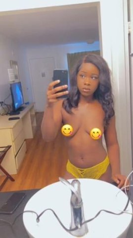 Come have fun with Lil Bit daddies - 1