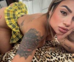 Sexy Colombiana Jovencita 🍑🥰 - Image 2
