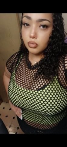 Pretty thick mixed girl ready for pleasure💦 - 1