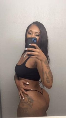 Chyna 💕 downtown - 1