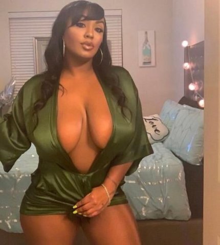 HUGE BOOBIES- IMPECCABLE SKILLS!!. Yourplace or Mine - 1