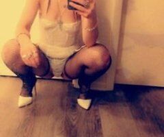 Minneapolis / St. Paul escorts - 💋💔💋💔💋💔JulieGem 💋💔💋💔💔💋