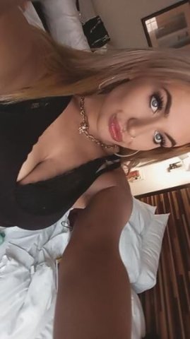 ♥ Sexy Blonde Bombsbell ♥ Hosting in the 707 area - 1
