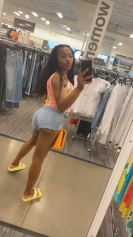 Fun size with a tigh pussy😘 outcalls | incalls - 1