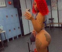 Pretty Petite - Image 8
