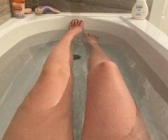 Hello, I’m very hot and available 😋 - Image 4