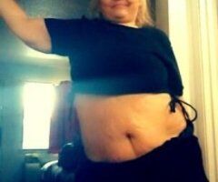 got a room in tupelo so cum play with me daddy - Image 12