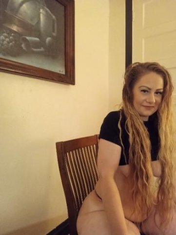 curvy vanilla blonde squirt 💋 - 1
