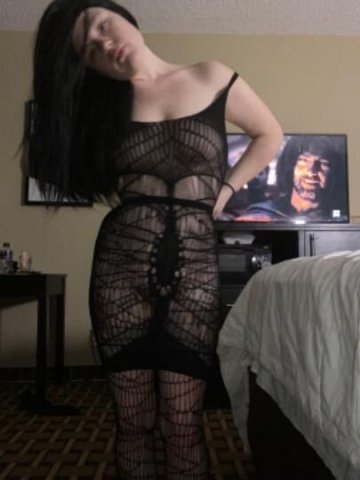 GFE FRIENDLY💋c.o.f IF YOU HAVE ENOUGH ROSES 🌹 YOU CAN COME LICK MINE & NUTT DEEP INSIDE MY👅😽 - 1