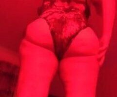 Columbia escorts - Tops Off Tuesday
