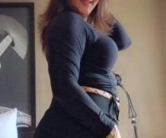 EARLY BIRD SPECIAL! I GOT THIS TIGHT PUSSY READY TO BE PLAYED WITH BABY 💋 - Image 4