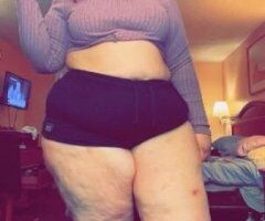 its sooo cold outside but these thick THIGHS nd what is in between them isnt ❤‍🔥❤‍🔥 - Image 7