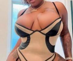 nasty freak👅phat juicy KITTY💦PRETty FACe SEXY CURVes😍cum n feel my waterpark 👅 - Image 4