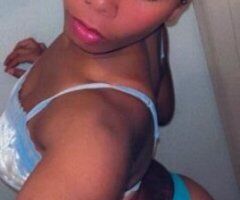 Harrisburg escorts - Green Eye Angel